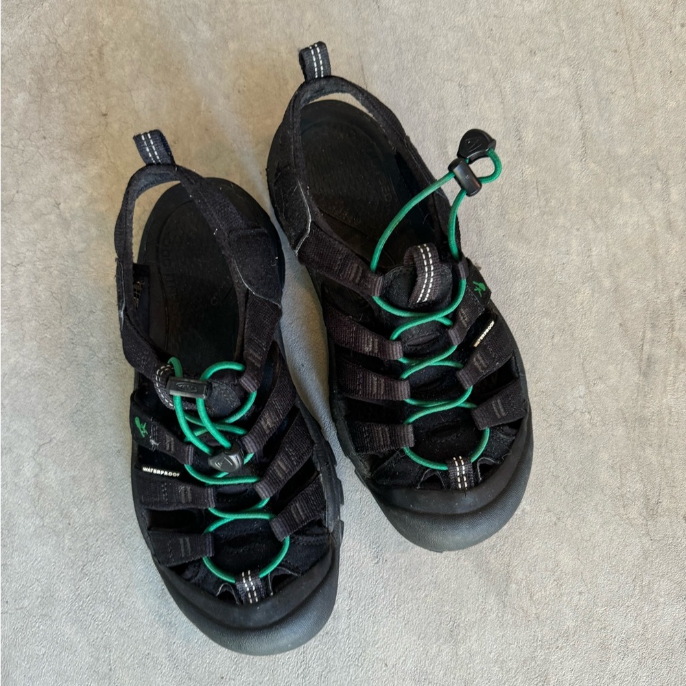 Keen X Newport Folk Fest Water Shoe Sandals size 8